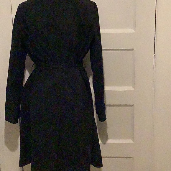 St John sport trench coat includes a  black bag .. - Picture 8 of 11